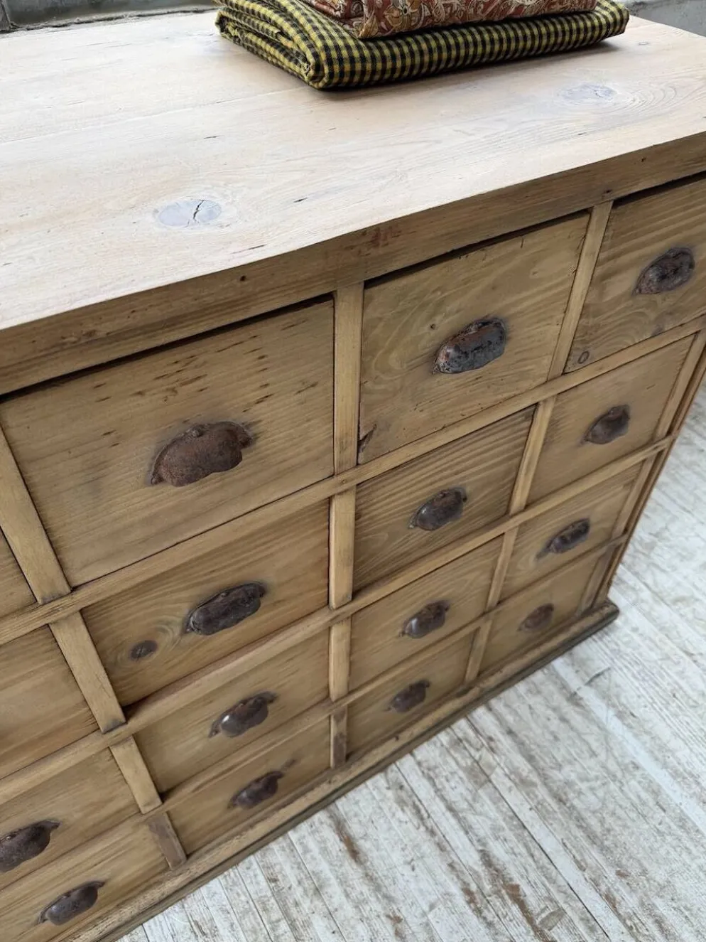 Meuble de métier pin XL années 50