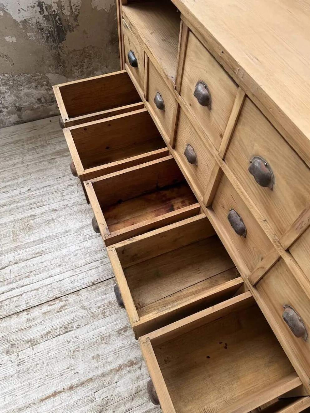 Meuble de métier pin XL années 50