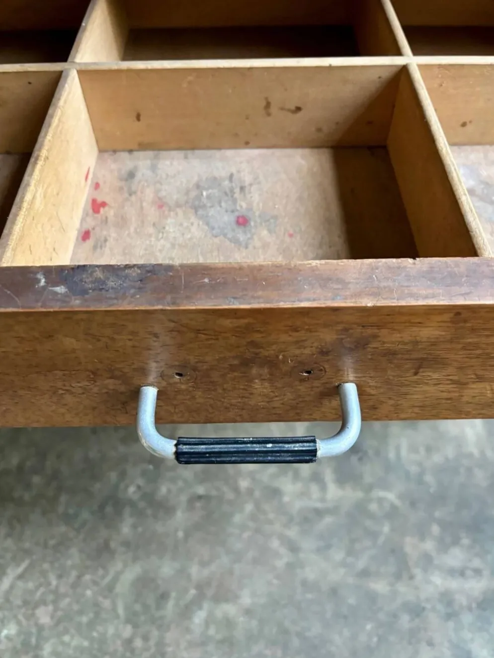 Meuble de métier, table en bois massif 2 tiroirs
