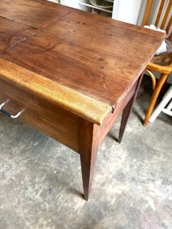 Meuble de métier, table en bois massif 2 tiroirs