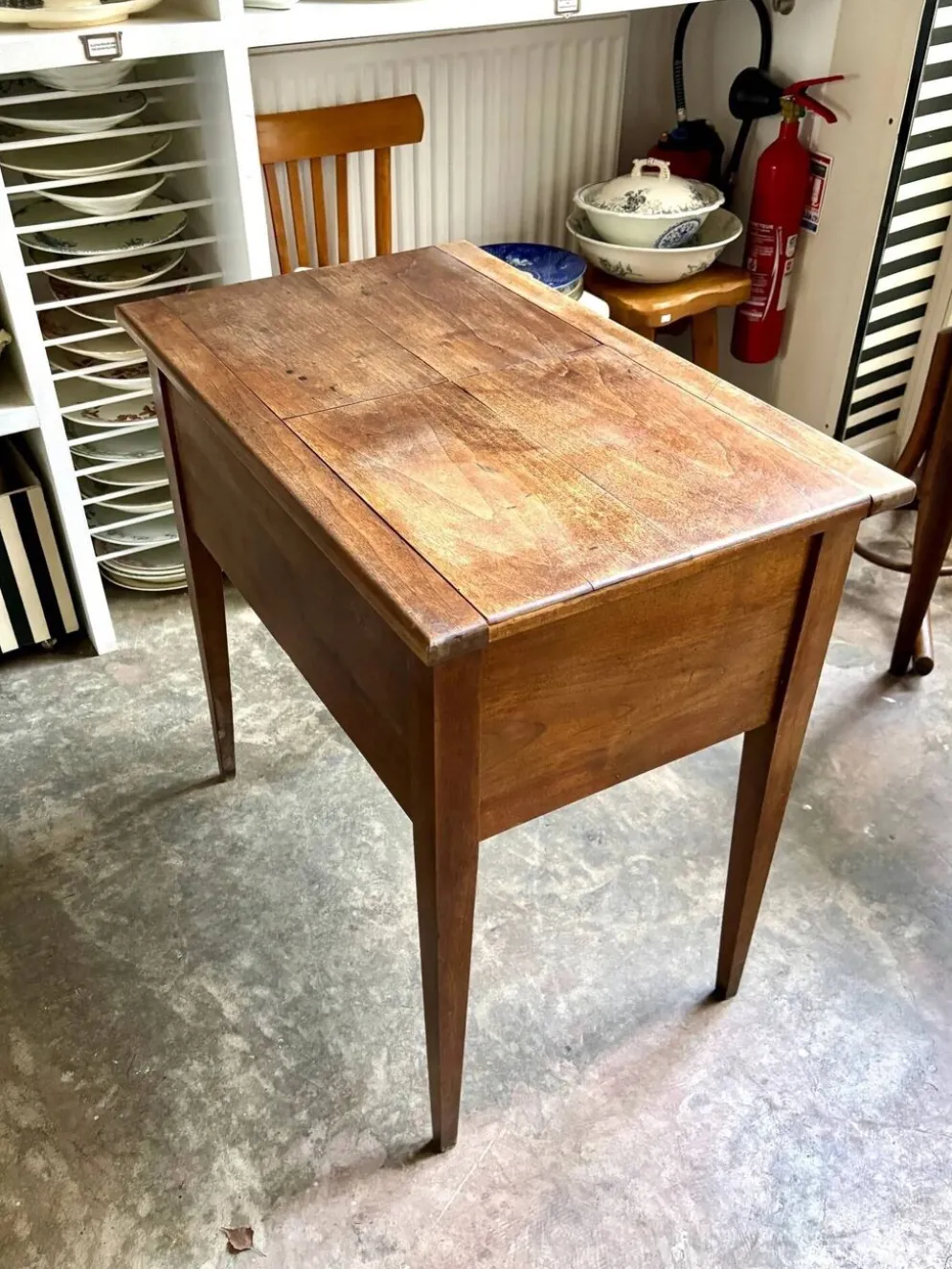 Meuble de métier, table en bois massif 2 tiroirs