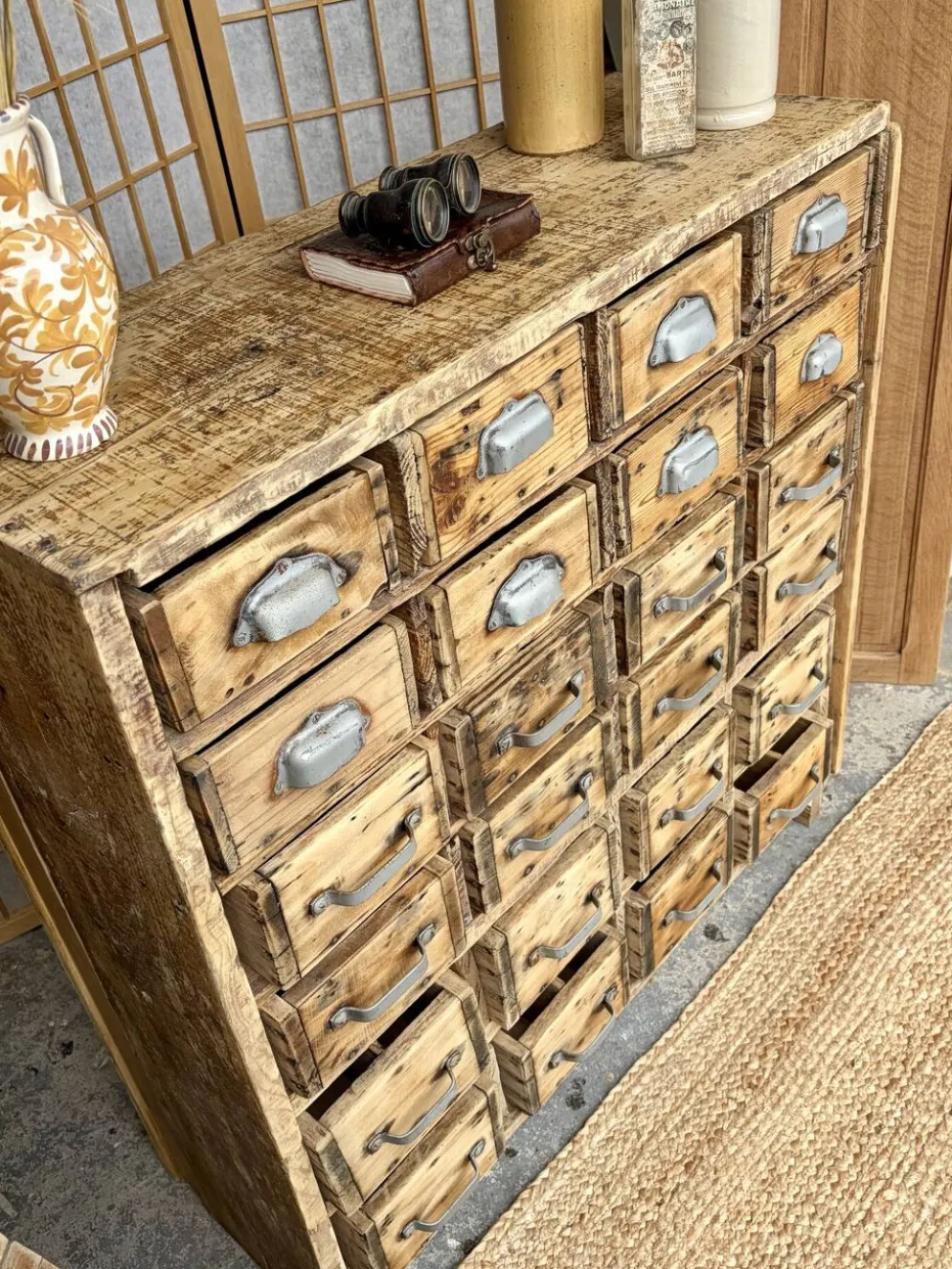 Meuble de métier 24 tiroirs