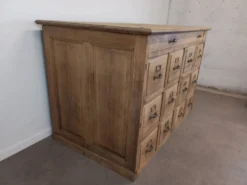 Meuble de métier à tiroirs