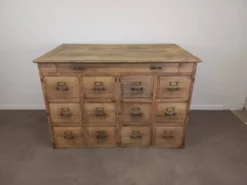 Meuble de métier à tiroirs