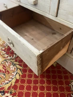 Meuble de métier à tiroirs