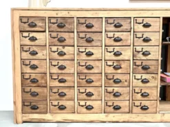Meuble de métier à 35 tiroirs, Circa 1950