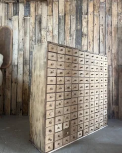 Meuble de métier à tiroirs, rénové