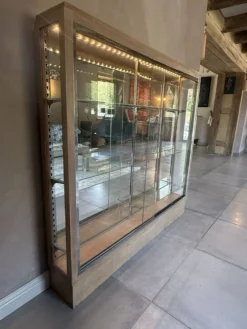 meuble de métier / vitrine de pharmacie