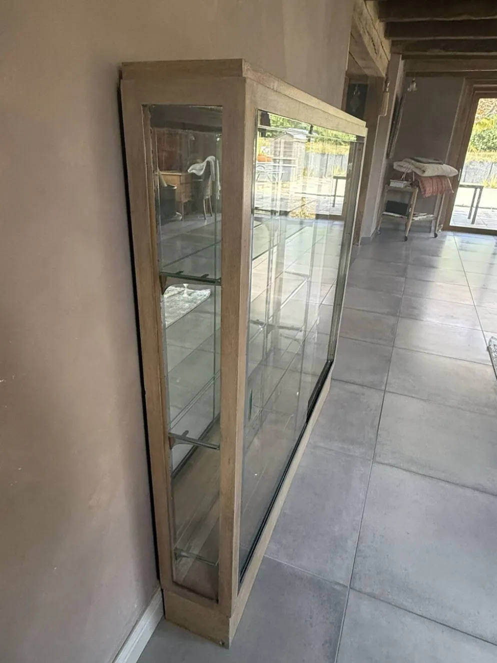 meuble de métier / vitrine de pharmacie