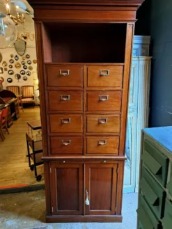 Meuble de notaire à clapets en acajou