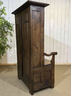 Meuble d'entrée, vestiaire breton en chêne et châtaignier 19ème