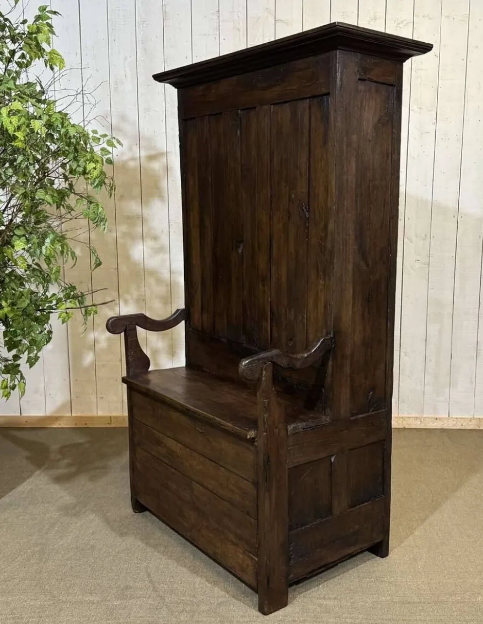 Meuble d'entrée, vestiaire breton en chêne et châtaignier 19ème