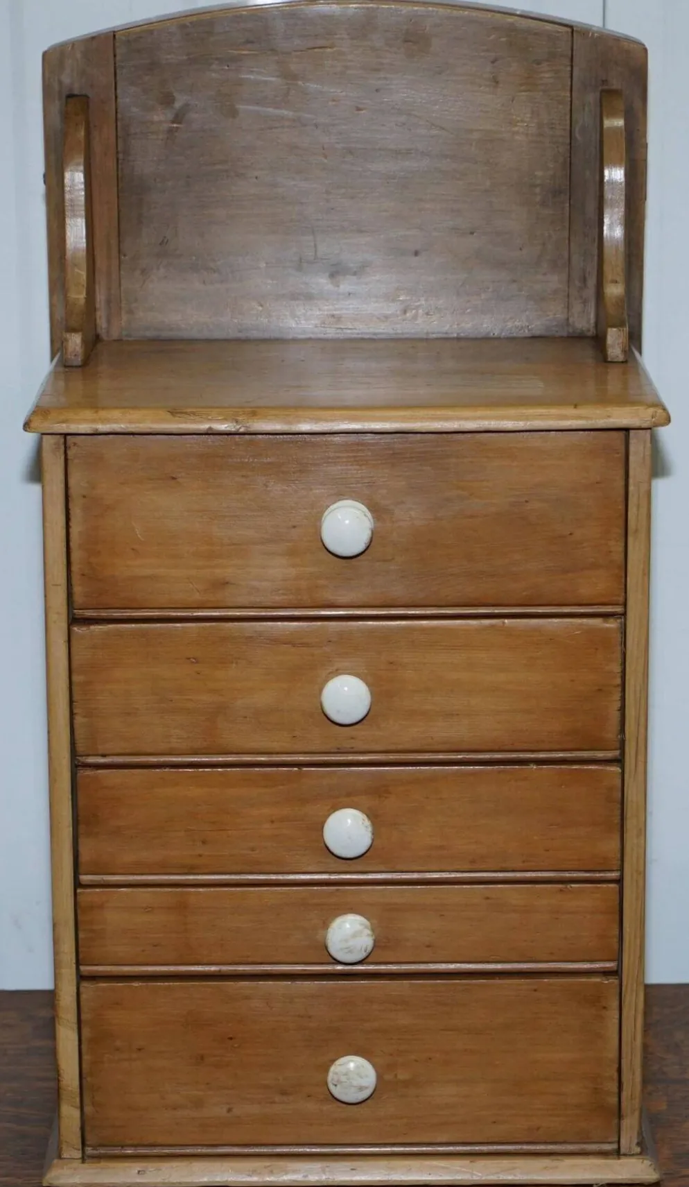 Meuble de présentation Rawl années 1950 avec tiroirs et vitrine