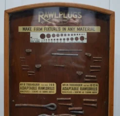 Meuble de présentation Rawl années 1950 avec tiroirs et vitrine