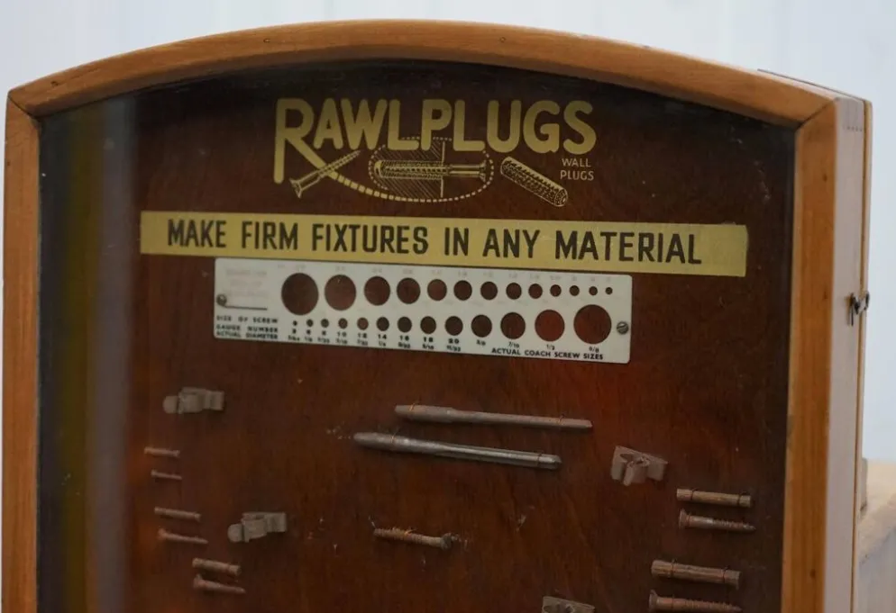 Meuble de présentation Rawl années 1950 avec tiroirs et vitrine