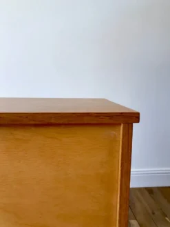 Meuble de rangement chêne années 50