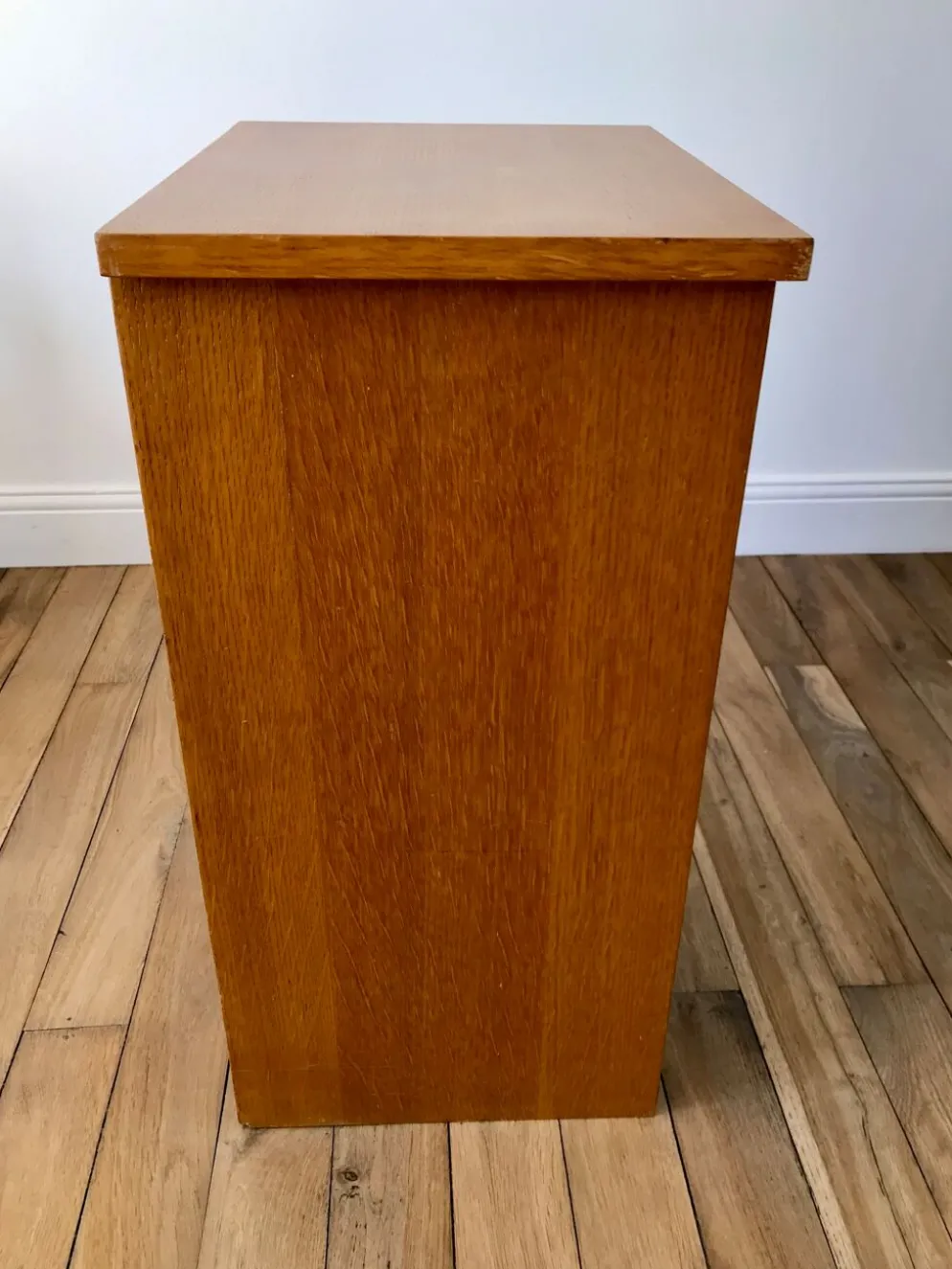 Meuble de rangement chêne années 50