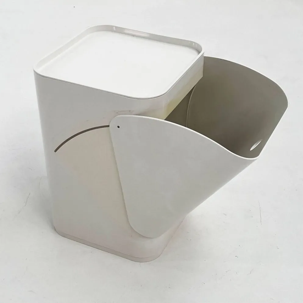 Meuble de rangement, corbeille à linge par Anna Castelli pour Kartell, 1970