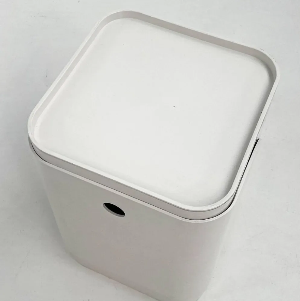 Meuble de rangement, corbeille à linge par Anna Castelli pour Kartell, 1970
