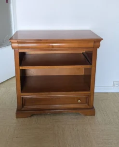 Meuble de rangement en bois de merisier