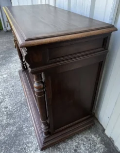 Meuble De Rangement En Chêne Massif – Style Campagnard, Fin XIXe Siècle
