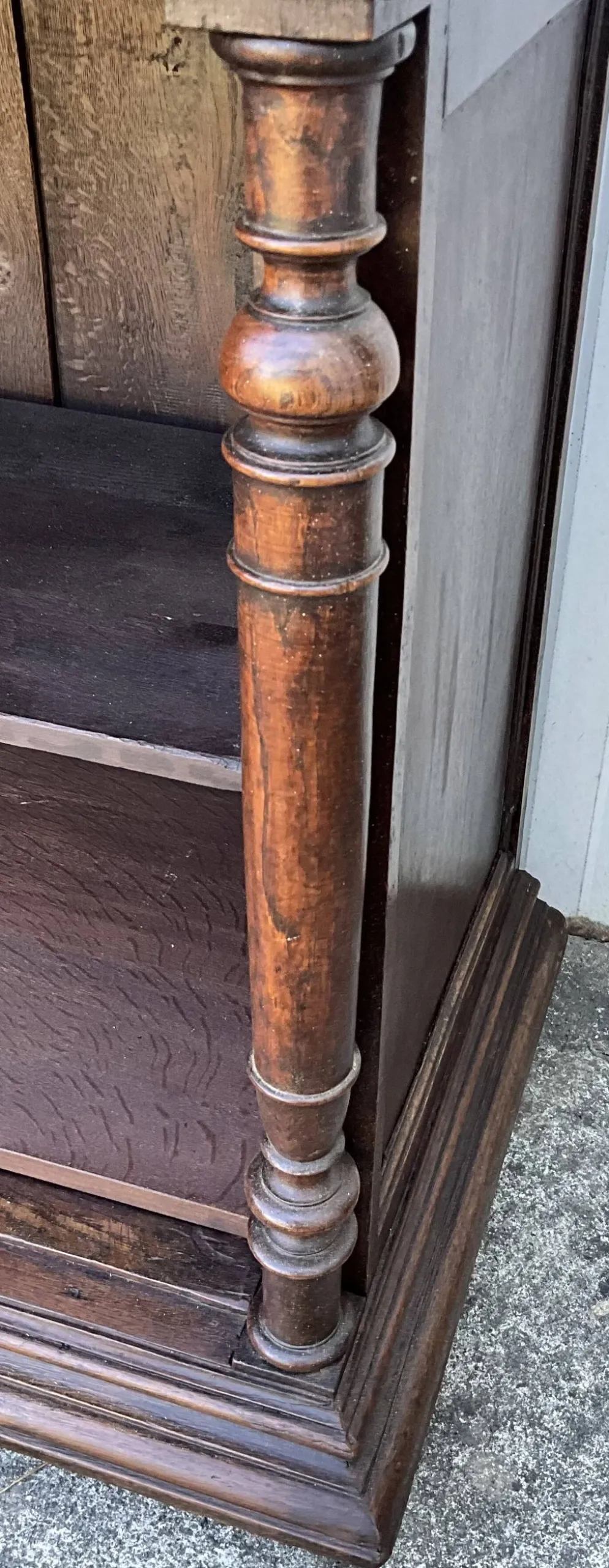 Meuble De Rangement En Chêne Massif – Style Campagnard, Fin XIXe Siècle