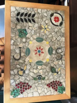 Meuble de rangement en chêne massif, plateau en mosaïque artisanale signée