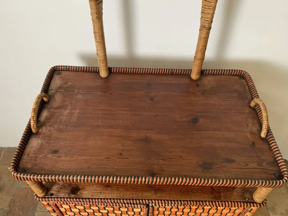 Meuble de rangement insolite vintage