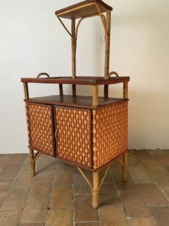 Meuble de rangement insolite vintage