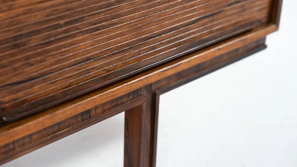 Meuble de rangement moderne du milieu du siècle dans le style de Gianfranco Frattini, Italie, années 1960