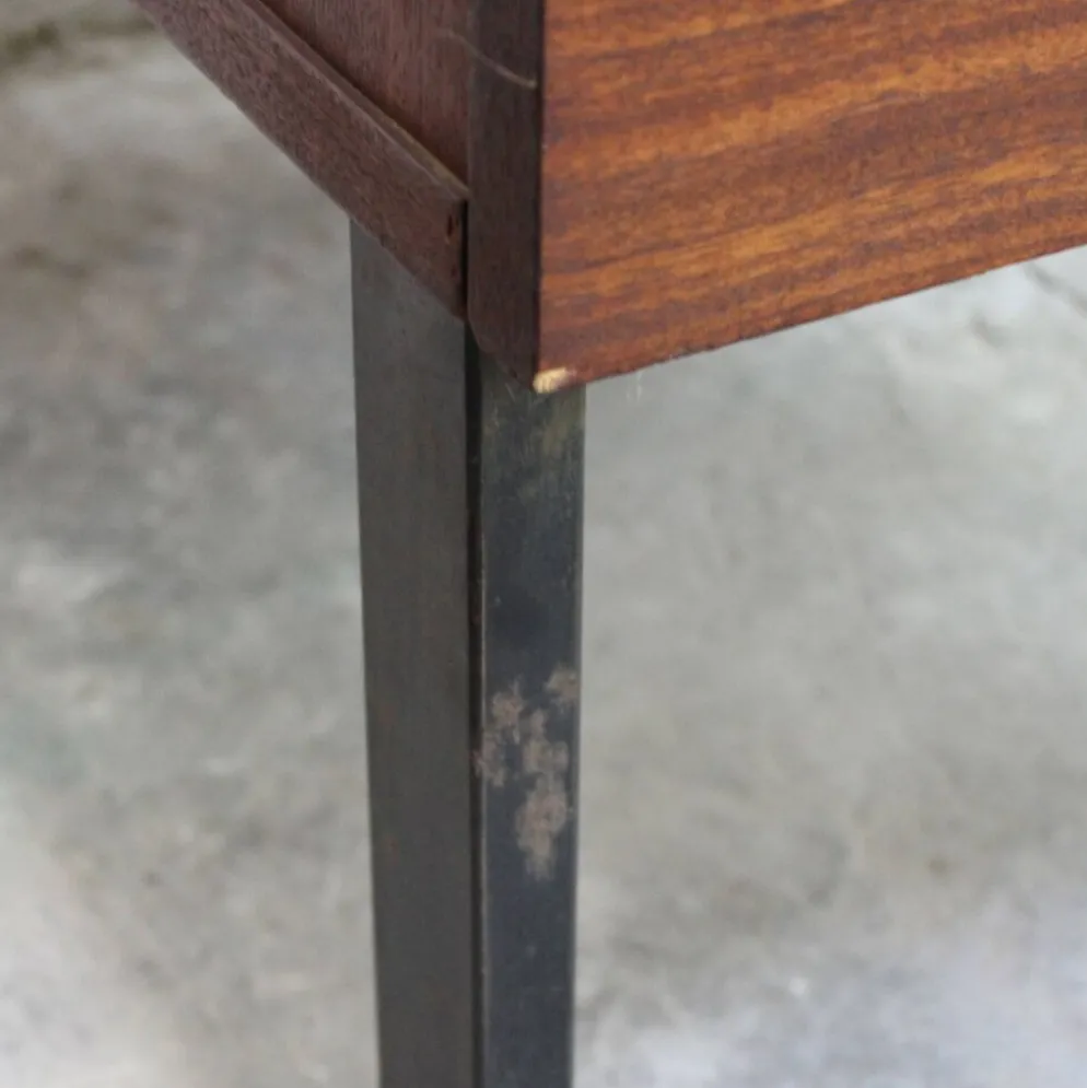 Meuble de rangement "660" par Pierre Guariche pour Meurop 1961