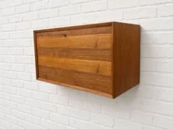 Meuble de rangement pour disques vinyles/lecteur de musique en teck par Poul Cadovius pour Cado, années 1960.