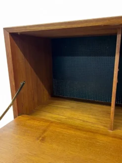 Meuble de rangement pour disques vinyles/lecteur de musique en teck par Poul Cadovius pour Cado, années 1960.