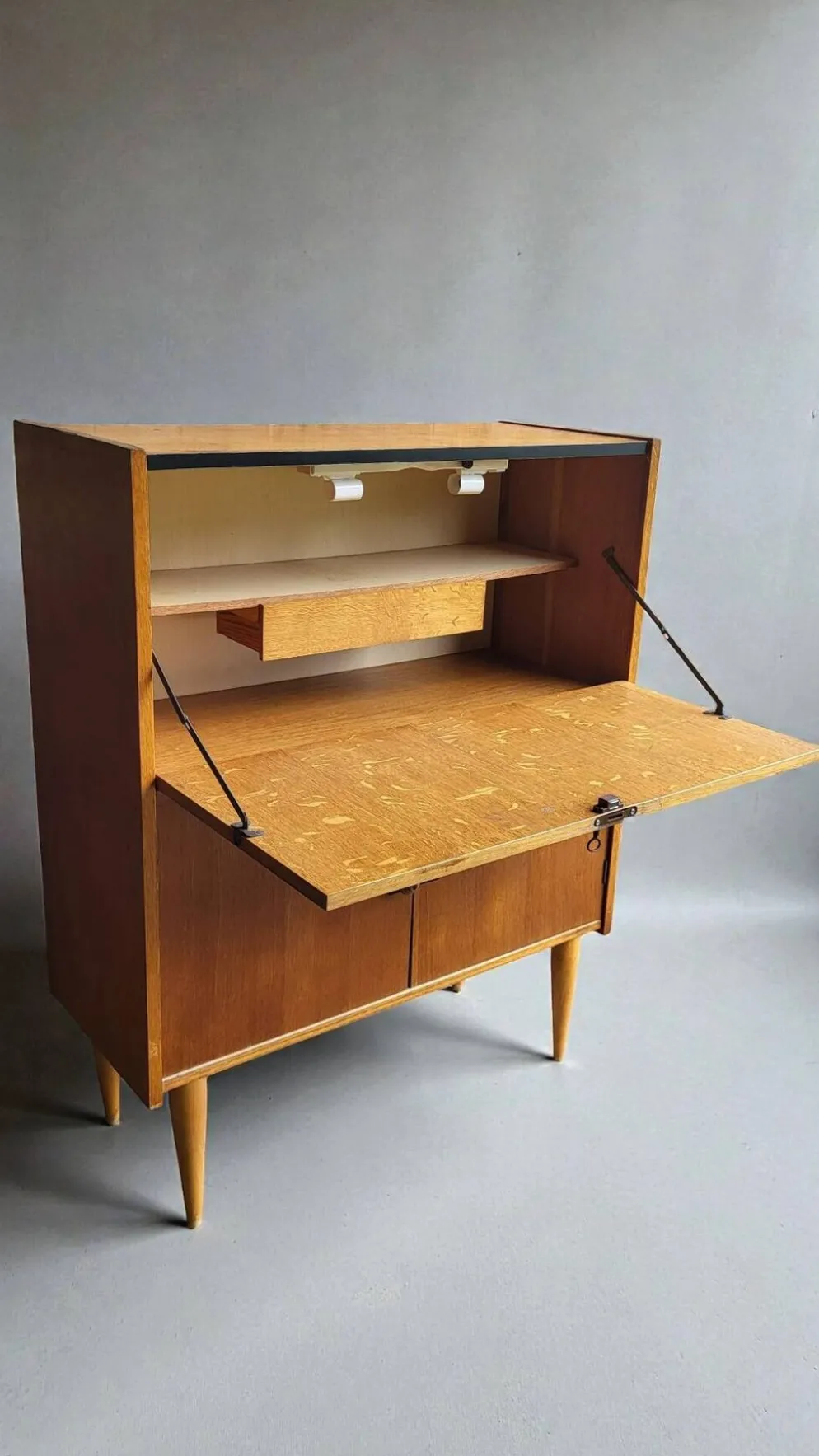 Meuble de rangement secrétaire Années 50-60