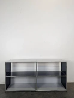 Meuble de rangement USM Haller bleu acier 4 cases ouvertes