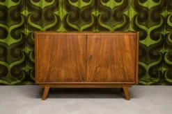 Meuble de rangement vintage en noyer 1960