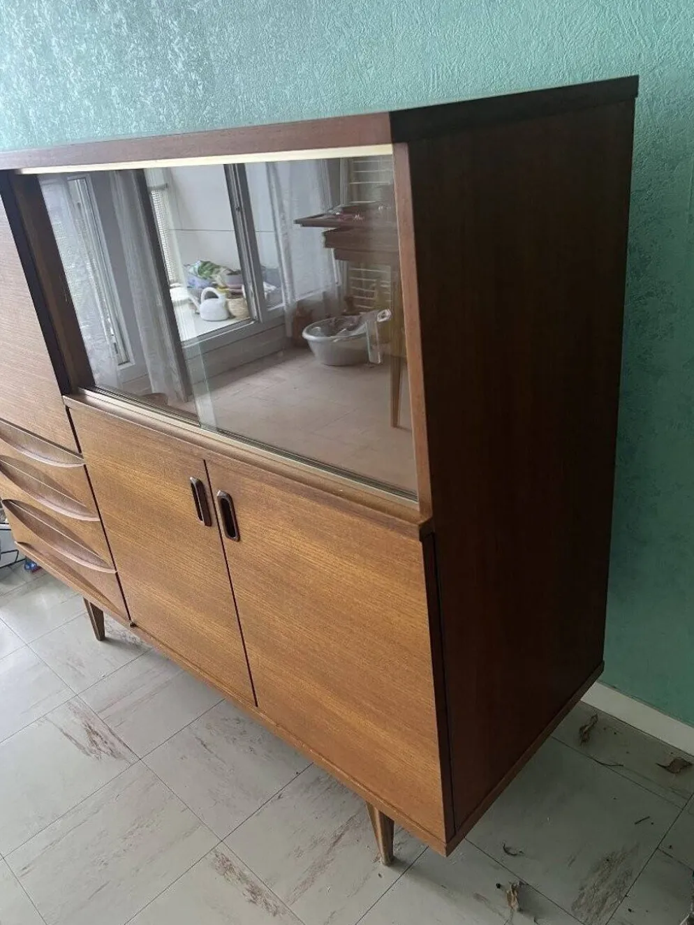 Meuble de style scandinave, de marque "eros " en teck blond, vers 1960