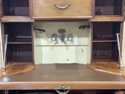 Meuble de toilette de cabine de bateau en acajou des années 30