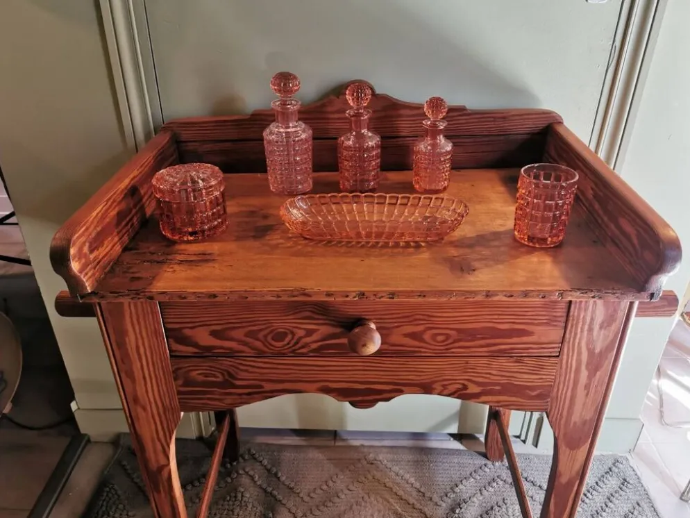 Meuble de toilette Pitchpin 1905