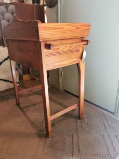 Meuble de toilette Pitchpin 1905