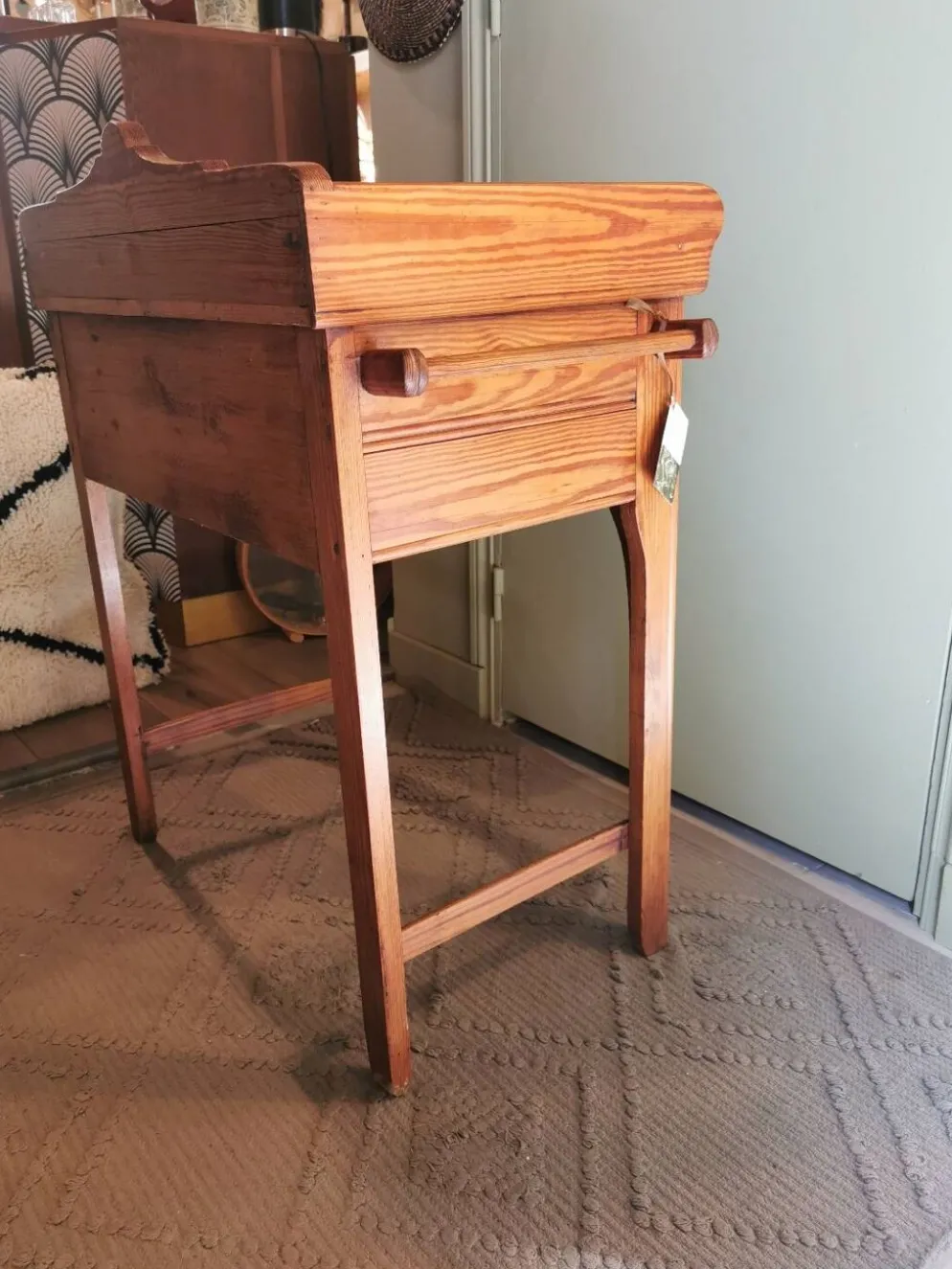 Meuble de toilette Pitchpin 1905