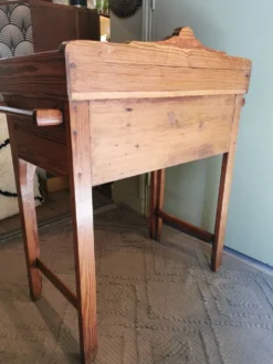 Meuble de toilette Pitchpin 1905