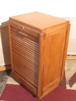 Meuble en chêne porte rouleau années 50