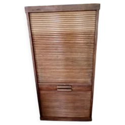 Meuble en chêne à rouleau