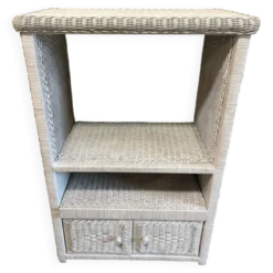 Meuble en osier blanc
