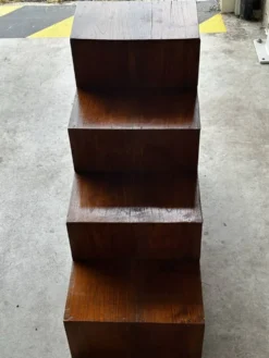 Meuble escalier Japonais Mid Century en bois massif