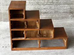 Meuble escalier Japonais Mid Century en bois massif