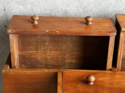 Meuble escalier Japonais Mid Century en bois massif