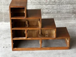 Meuble escalier Japonais Mid Century en bois massif
