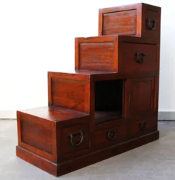 Meuble escaliers, en bois massif, mid century.
